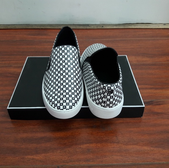 Michael Kors signature slip-ons - Picture 4 of 6